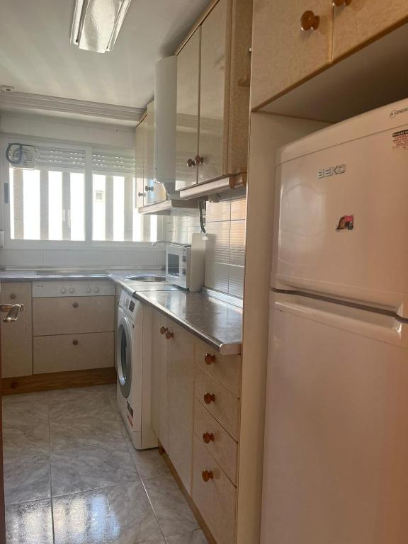 Kuchyň nebo kuchyňský kout v ubytování Domo 5E Holiday apt with pool