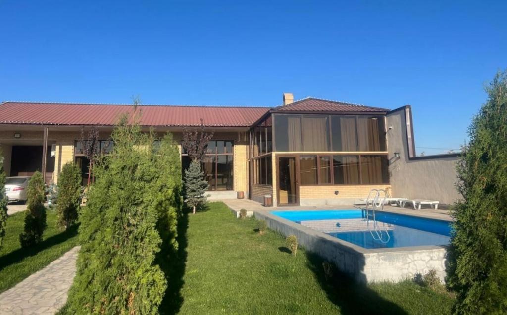 Emeran Complex Villas