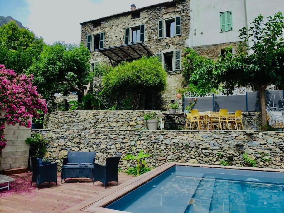 Authentique Maison de Village Corse Vue mer