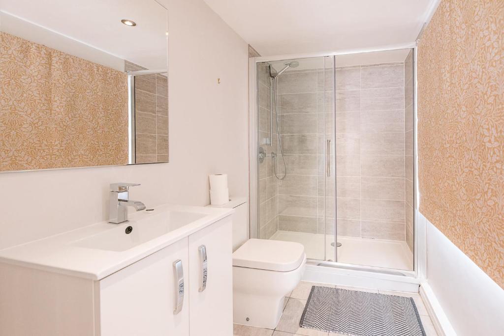 Solebay House, Tunstall 8