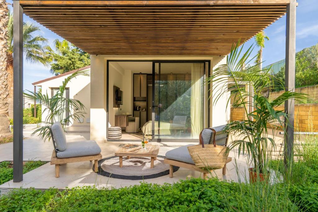 A garden outside Insulae Resort