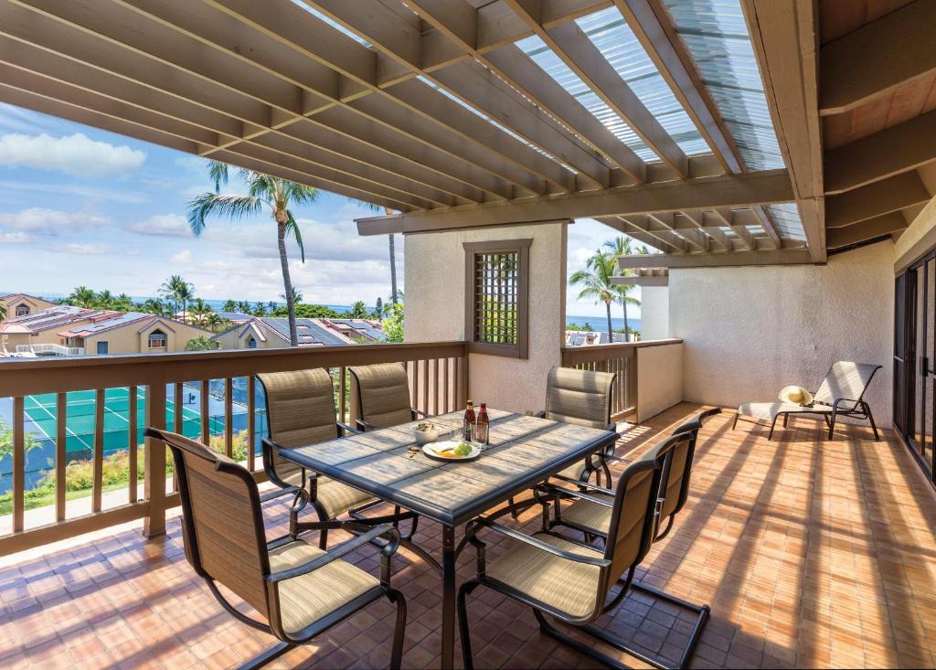 Balkón nebo terasa v ubytování Kona Coast Resort