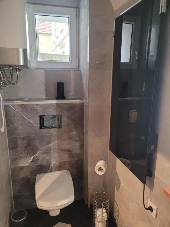 Pokusa - One-Bedroom Apartment