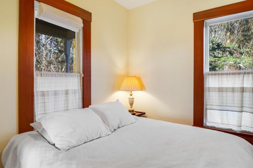 Postel nebo postele na pokoji v ubytování Milagra Guest House