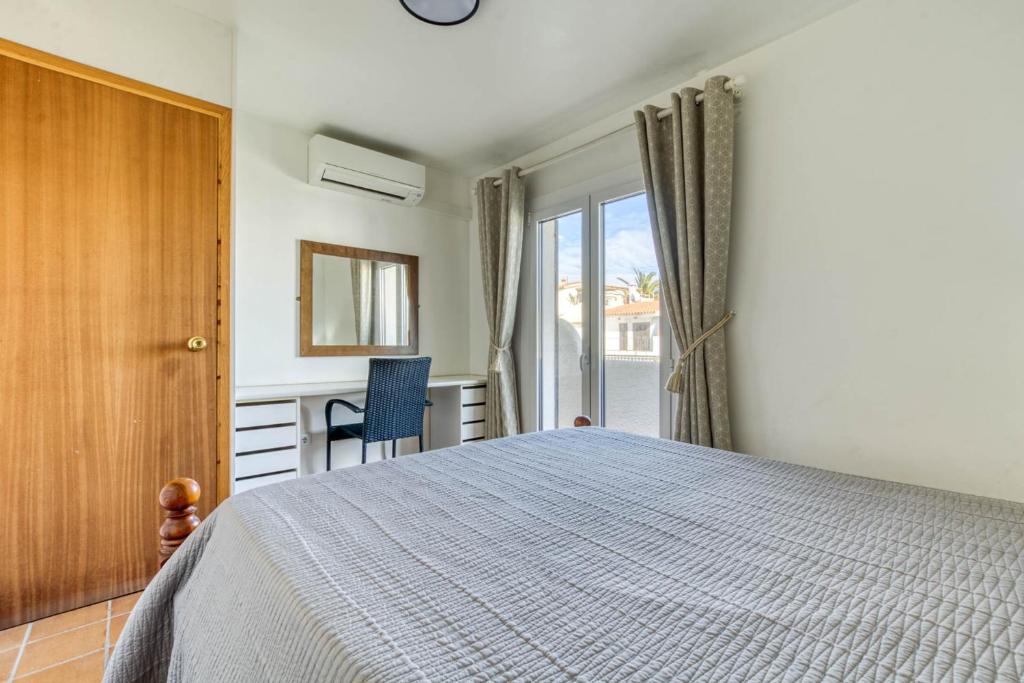 Isla Cartago 49 - Barneda, Empuriabrava – Bijgewerkte prijzen ...