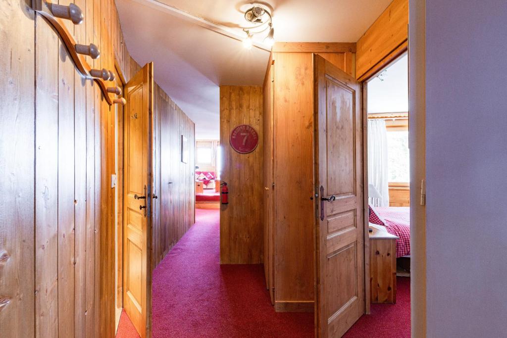 Postel nebo postele na pokoji v ubytování Chalet Choucas by Avoriaz Chalets