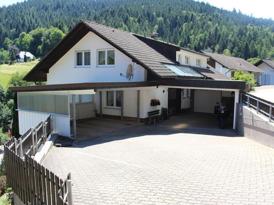 Budova, kde se apartmán nachází