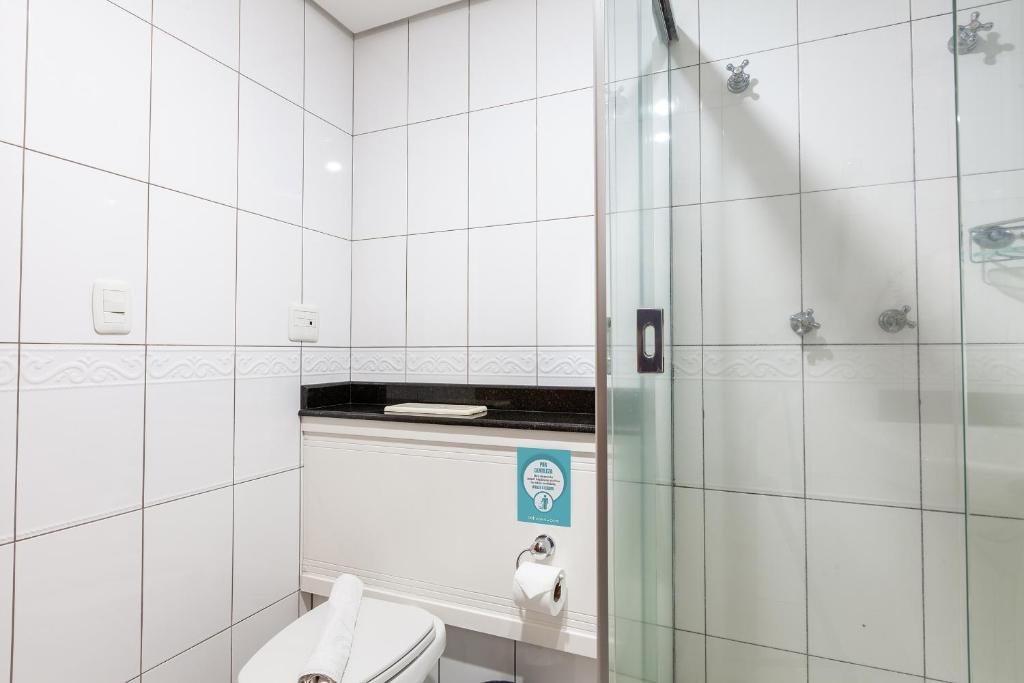 Koupelna v ubytování Tri Hotel Executive Caxias