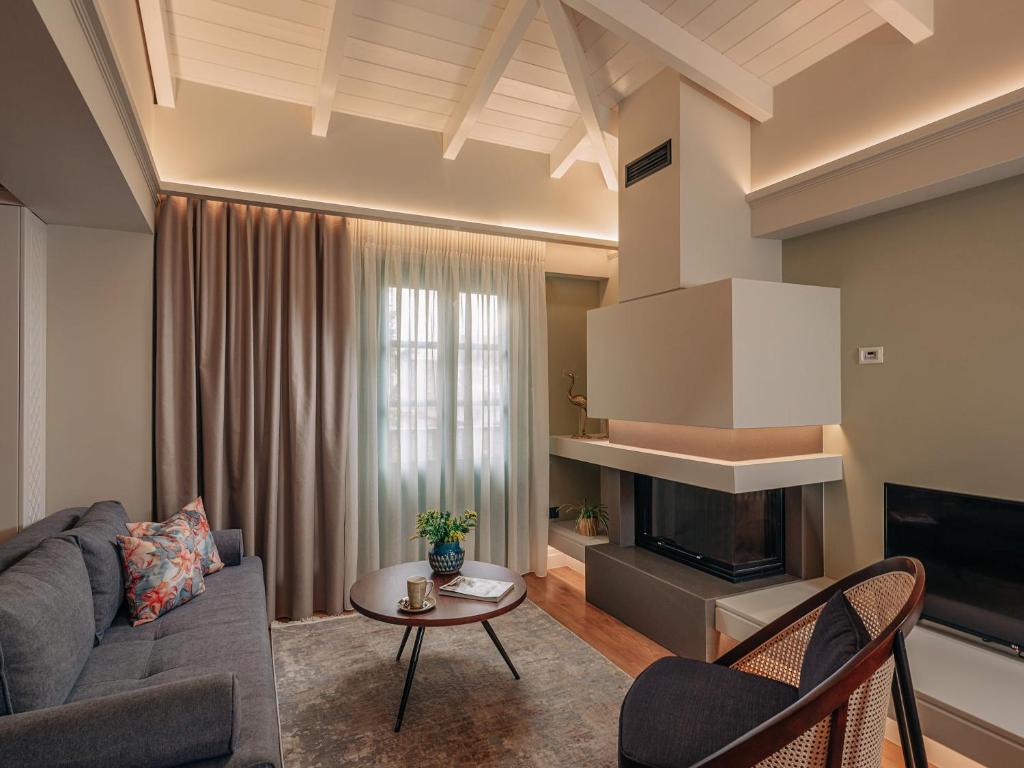 CASTRELLO Old Town Hospitality - 2