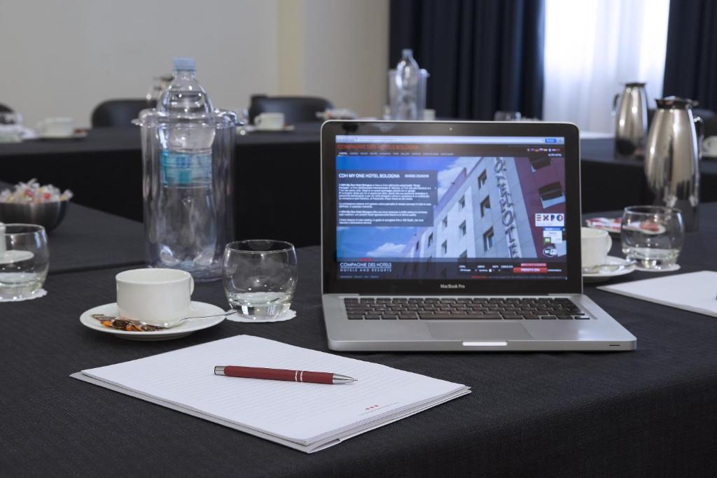 My One Hotel Bologna - Resim 44