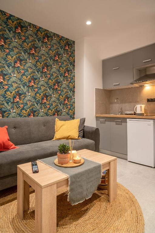 Heart Of Athens Apartments - 2