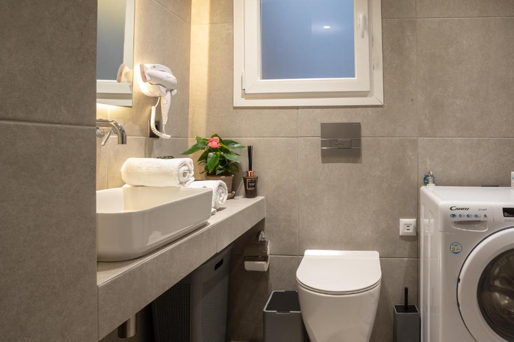 Heart Of Athens Apartments - 5