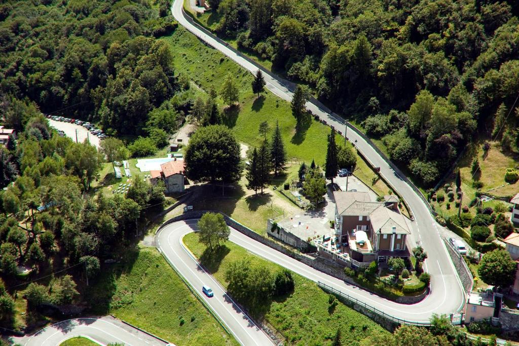 Letecký snímek ubytování Hotel Mirabeau