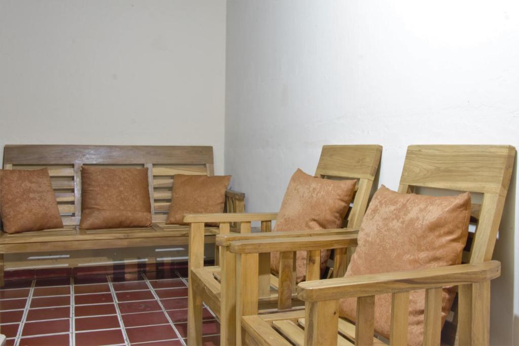 Sillón individual 28  28 Individual chair – Casa Latina