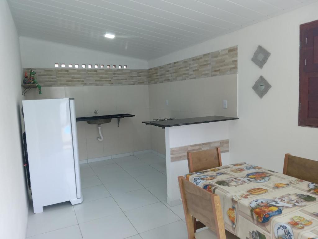 Kuchyň nebo kuchyňský kout v ubytování FRANCÊS FLATS