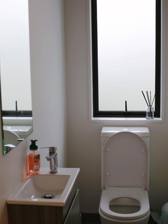 Cheerful 3-bedroom townhouse close to the city - Resim 26