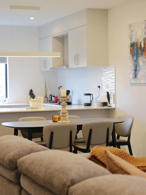 Cheerful 3-bedroom townhouse close to the city - Resim 13