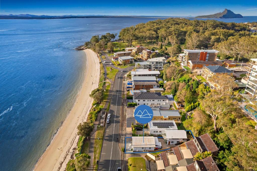 Sea, Sand and Sunsets Beach House, Nelson Bay (updated prices 2024)