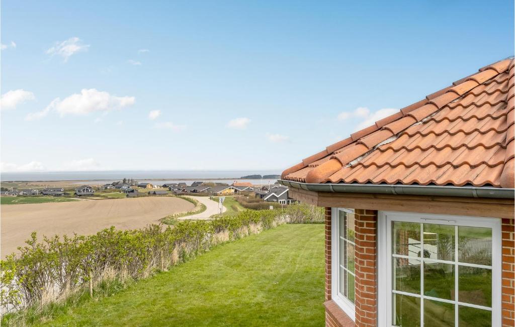 Awesome Home In Lemvig With Kitchen - Maison De Vacances De Trois Chambres