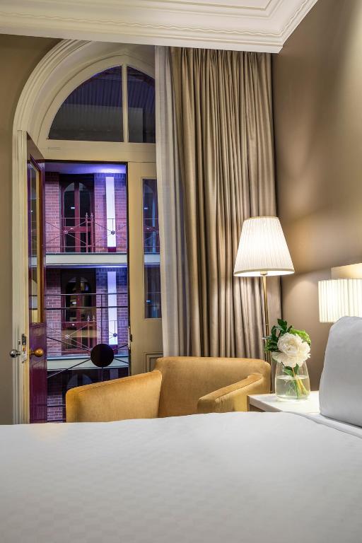 InterContinental Melbourne The Rialto, an IHG Hotel - Premium King Room - Club Lounge Access