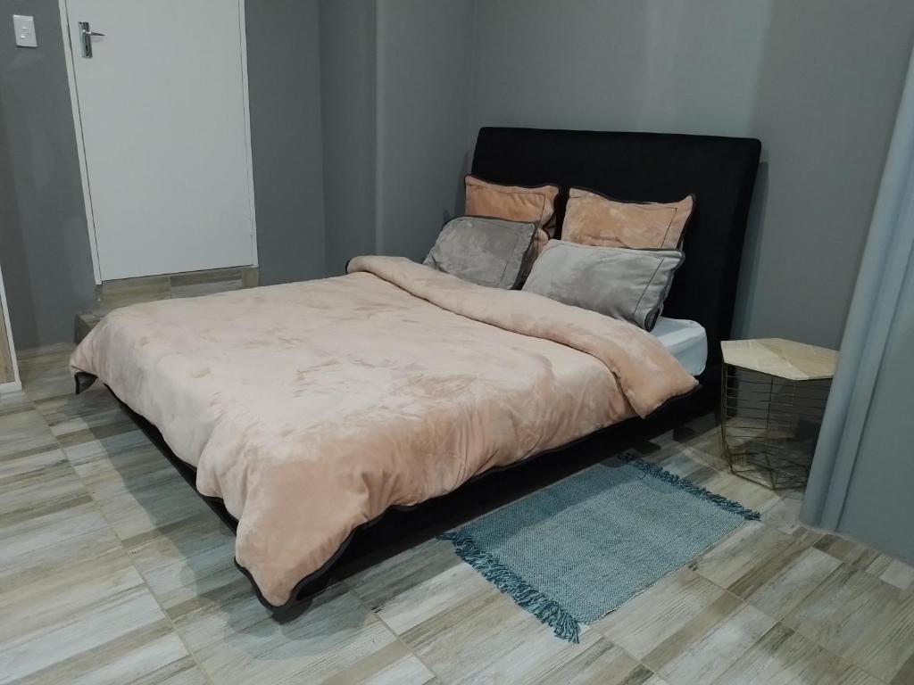 One bedroom-R1