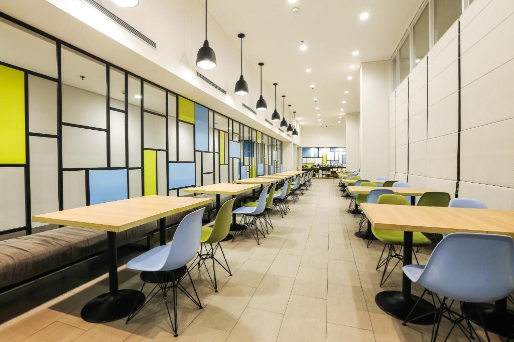 Restaurace v ubytování Hotel Citradream Cirebon