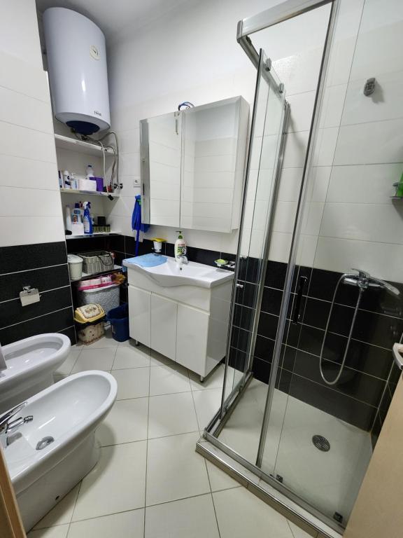 1-bedroom rental unit in Tirane - Imazhi 8