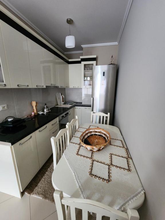 1-bedroom rental unit in Tirane - Imazhi 4