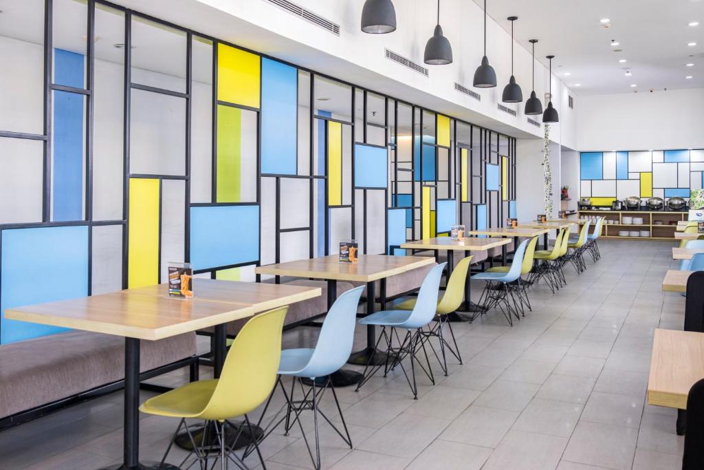 Restaurace v ubytování Hotel Citradream Cirebon