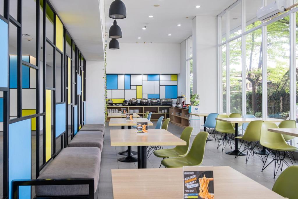 Restaurace v ubytování Hotel Citradream Cirebon