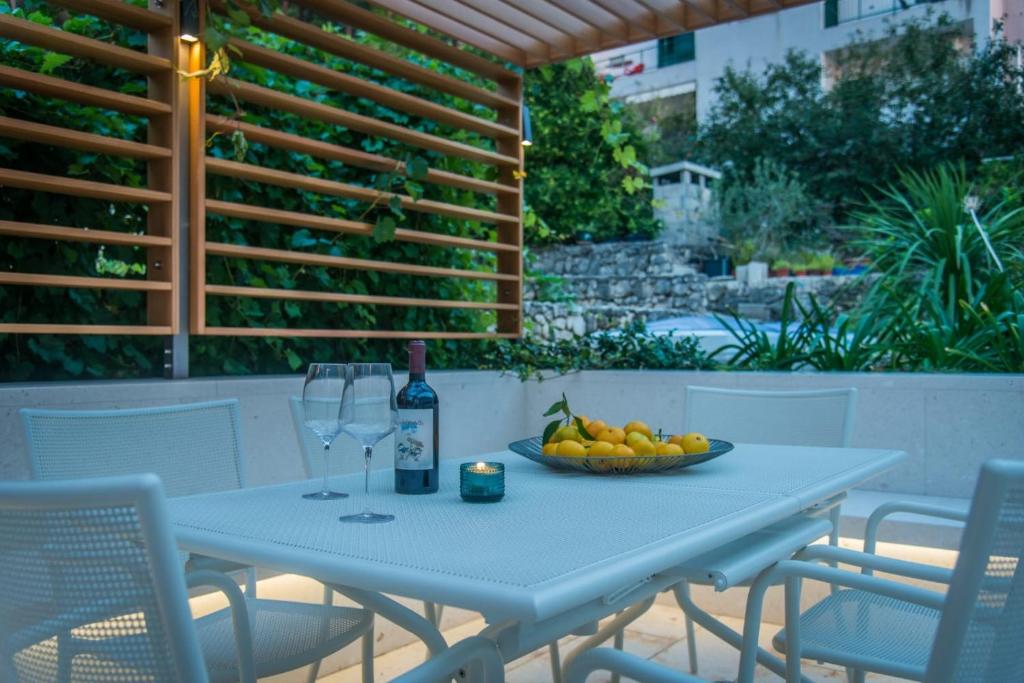 Fotografia z galérie ubytovania Ferienwohnung in Brela mit Meerblick, Terrasse, Klimaanlage, W-LAN 201-10 v destinácii Brela