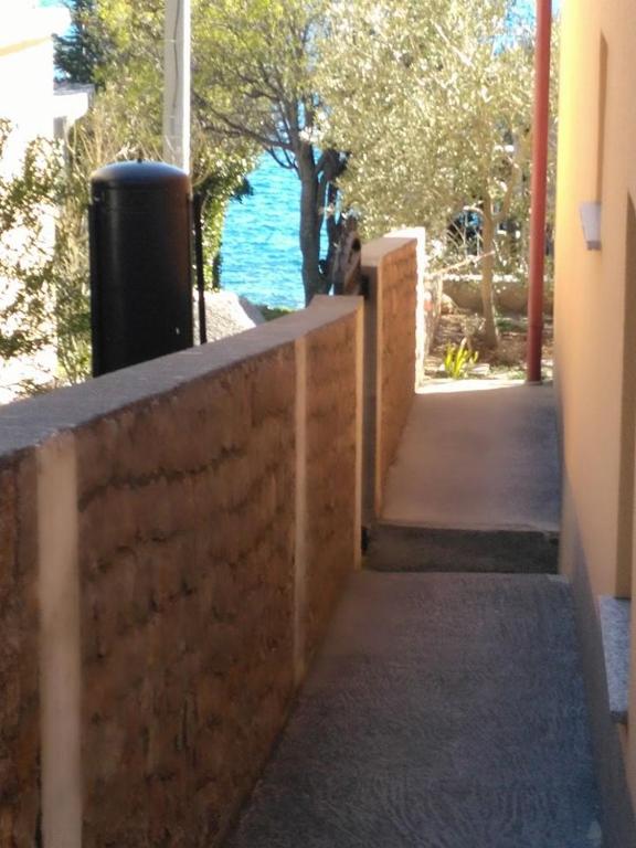 Fotografie z fotogalerie ubytování Apartmani Ivanković v destinaci Karlobag