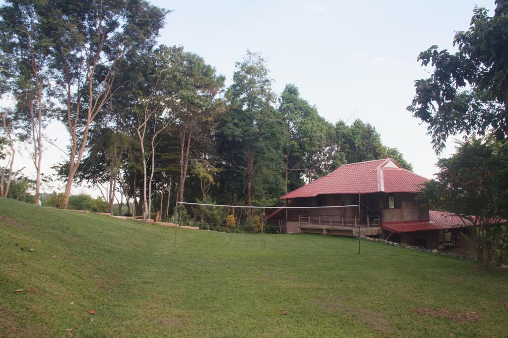 Zahrada ubytování Tafelberg detached bungalow with swimming pool