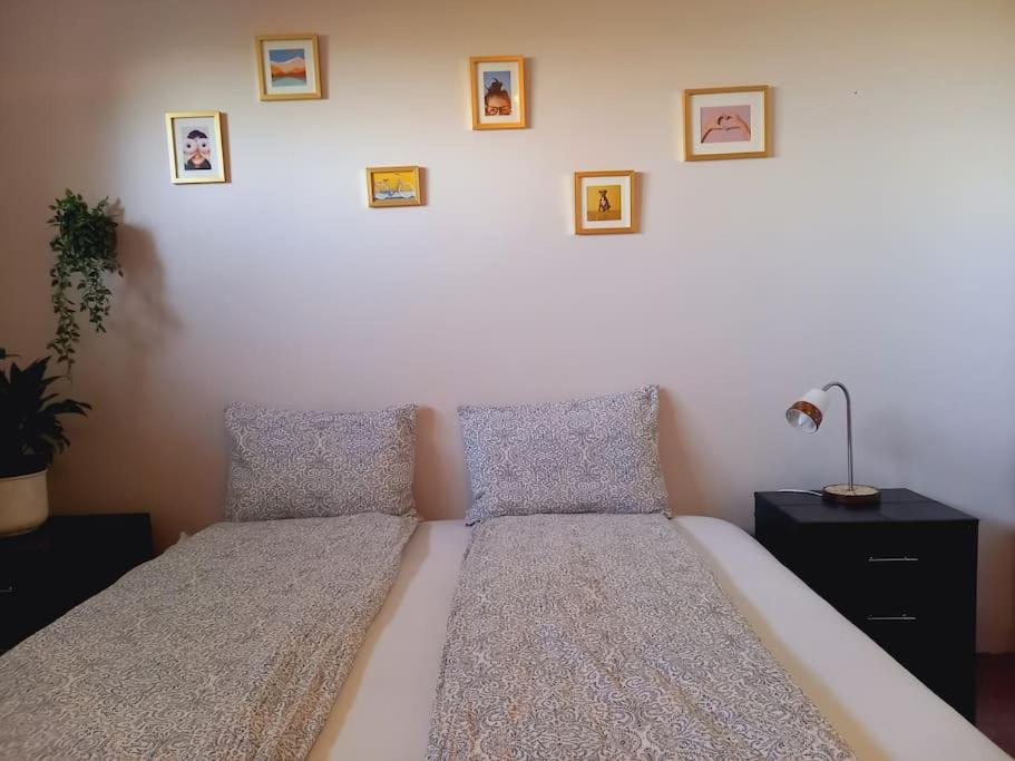 Postel nebo postele na pokoji v ubytování Þòrsmörk farm 12 min from Akureyri