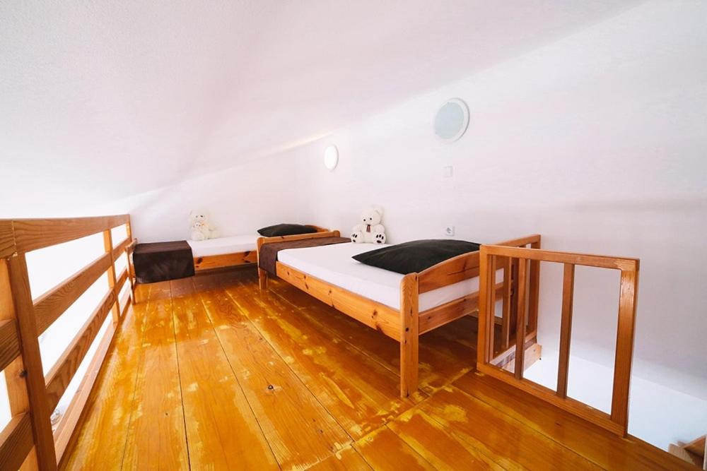Fotografia z galérie ubytovania Studio Apartment in Duce with Sea View, Terrace, Air Conditioning, WiFi 4167-6 v destinácii Duće