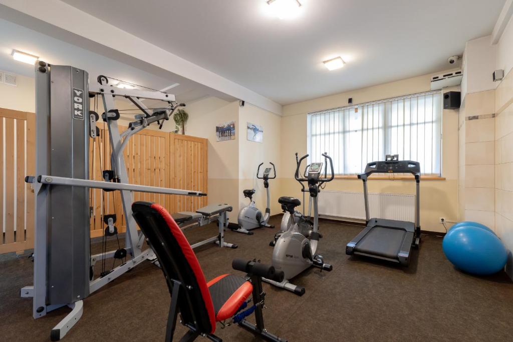 Posilňovňa alebo fitness centrum v ubytovaní Kaszelewskiego Apartment Zakopane by Noclegi Renters