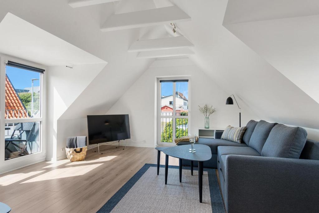 TV a/nebo společenská místnost v ubytování Beautiful Two-Storey, Central Holiday Home - Damgårdsvej 15A