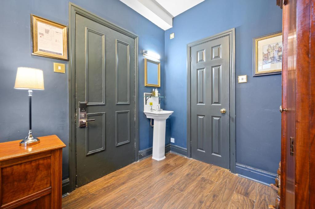 The Fat Badger - Resim 20