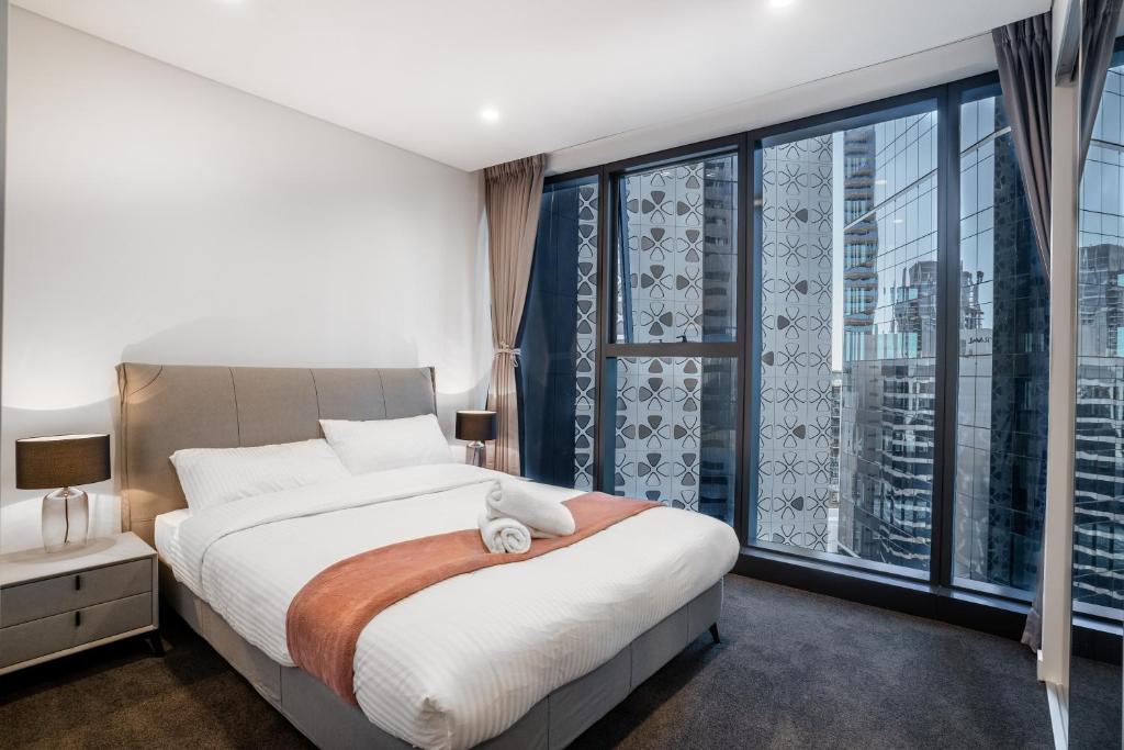 CASSA ONE - Luxury Apartments Managed by The Cassa - 两居室公寓，有部分河景