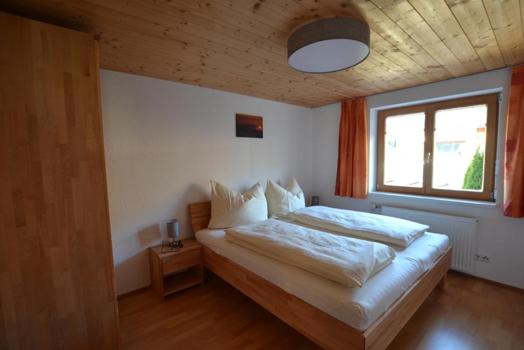 Posteľ alebo postele v izbe v ubytovaní Ferienwohnung Känzeleblick