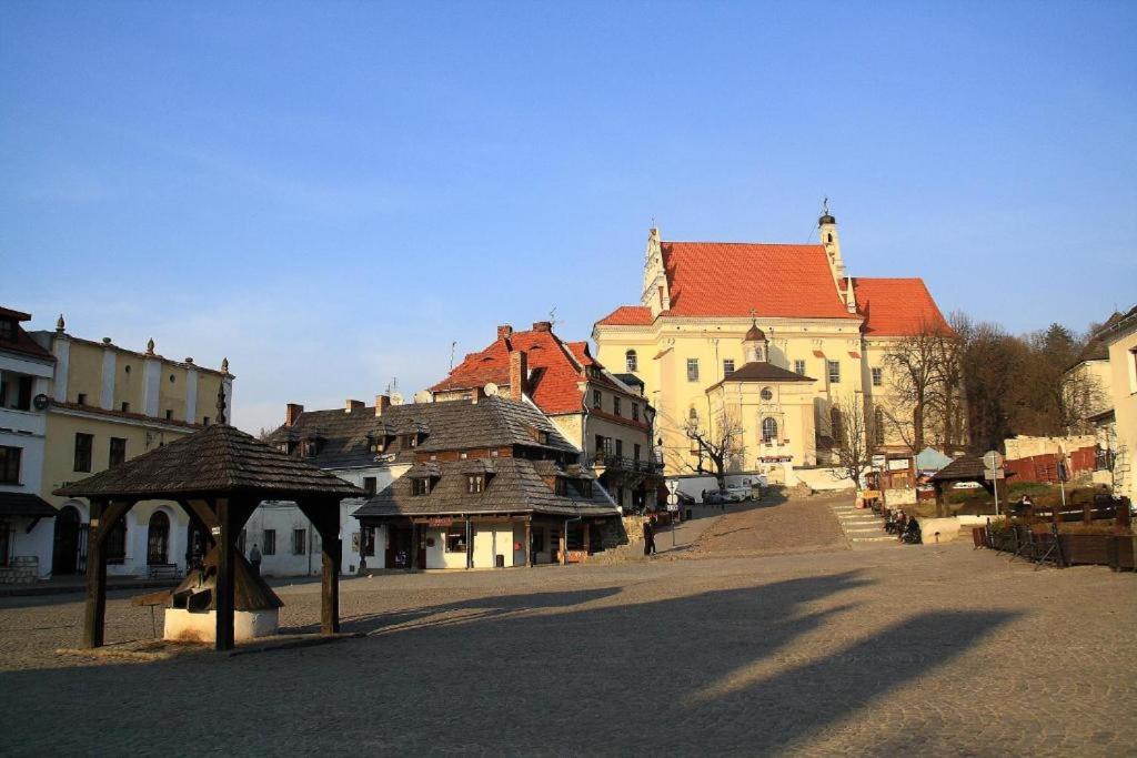 Budynek, w którym mieści się apartament