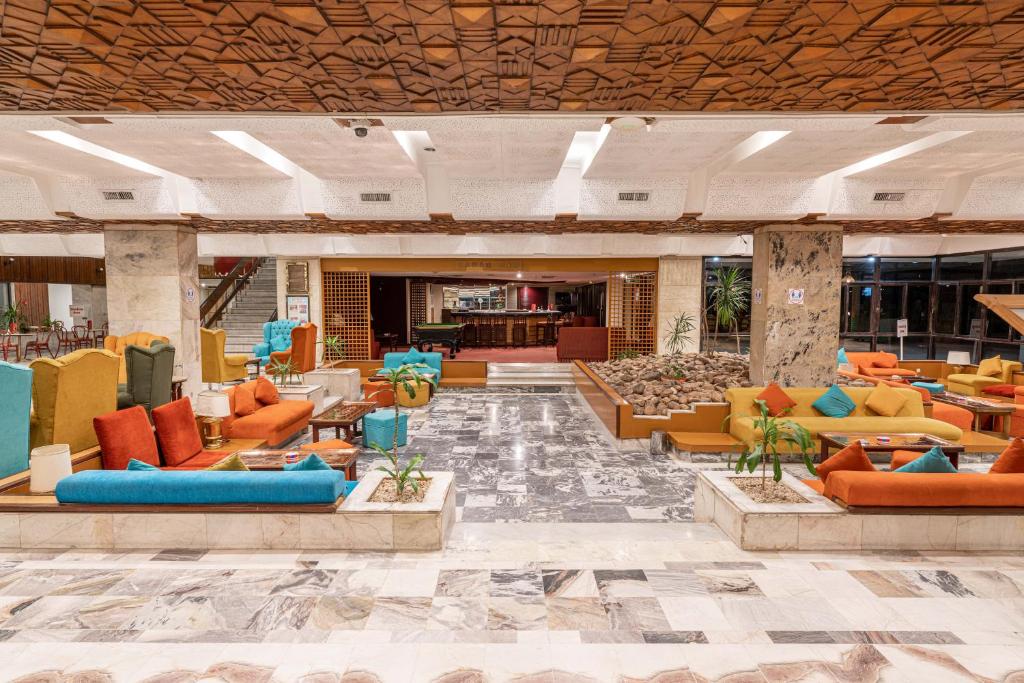 Posezení v ubytování Aracan Eatabe Luxor Hotel
