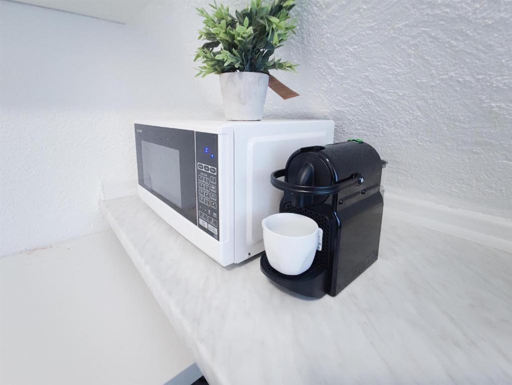 ALFA 2 Zimmer Apartment Mitarbeiter Monteure nahe Daimler Küche Netflix INET WM - 两居室公寓