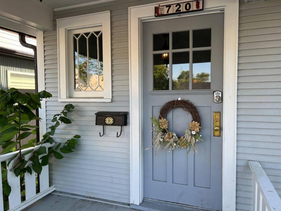 Timelessly restored home - entirely yours to enjoy - Housity