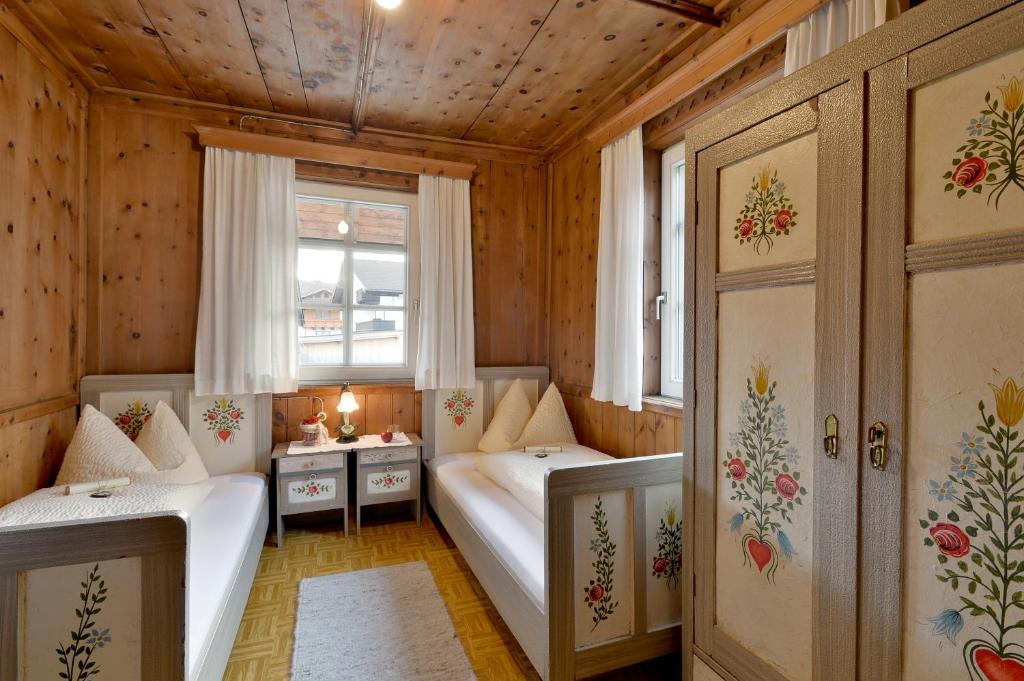 Postel nebo postele na pokoji v ubytování Hanserhof