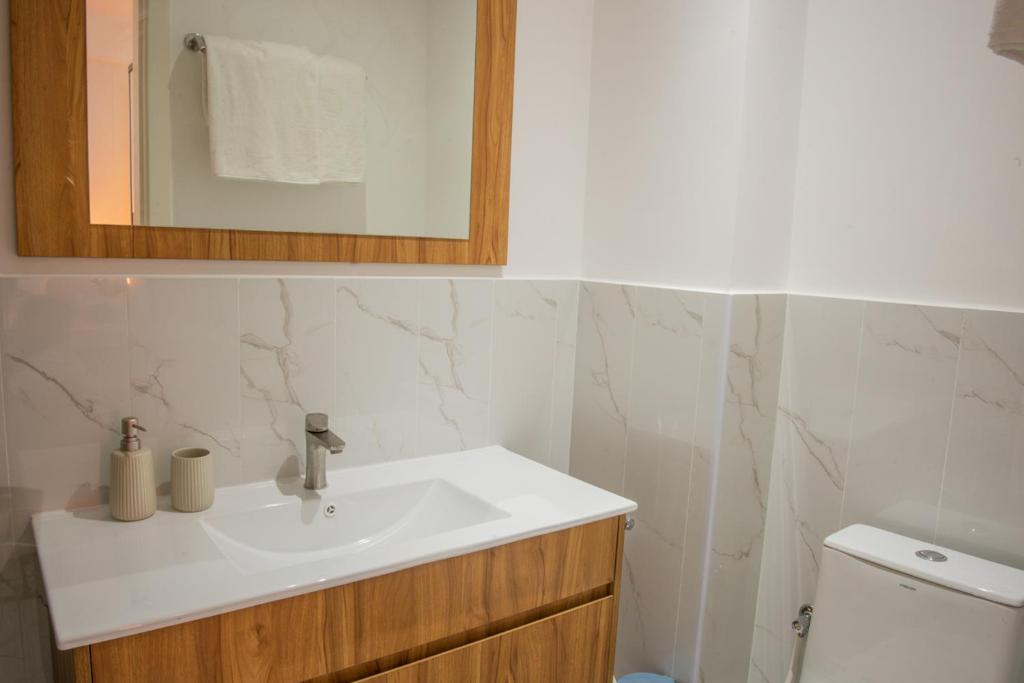 Tourist Inn Grand - 5