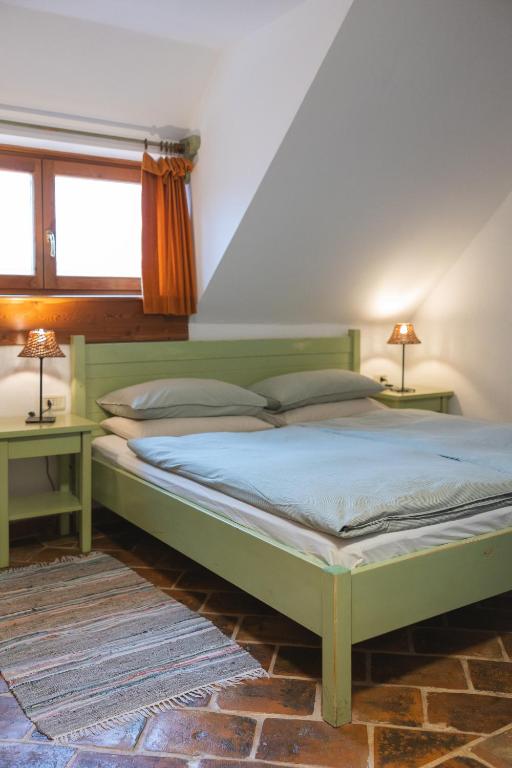 Postel nebo postele na pokoji v ubytování Guesthouse Novak