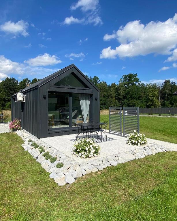 Vonkajšia záhrada v ubytovaní Holiday Hill Karpnki, Sauna, Domek Hygge-balia, Domek Lagom-jacuzzi