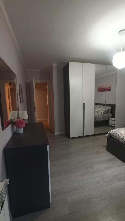 A kitchen or kitchenette at La nostra casetta
