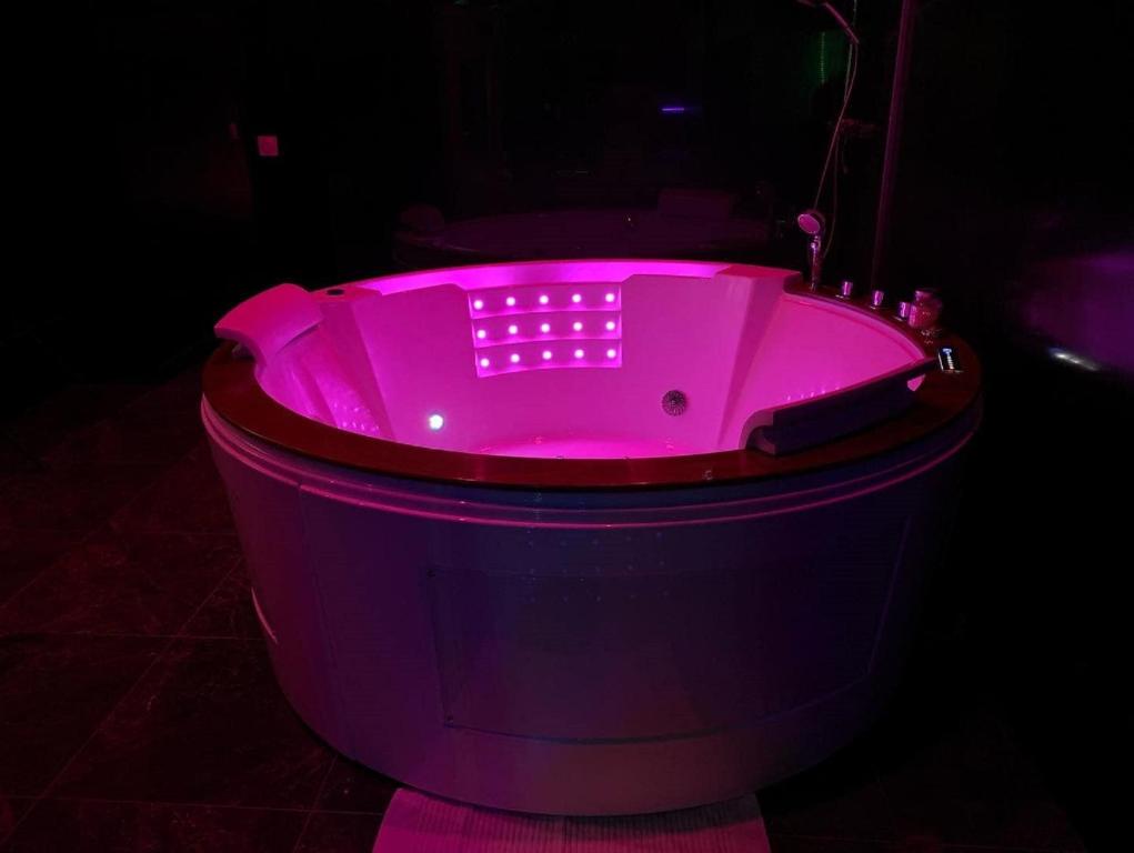 Zdjęcie z galerii obiektu Appartement 1er Etage 42m2 hyper centre ville / parking gratuit w mieście Riom